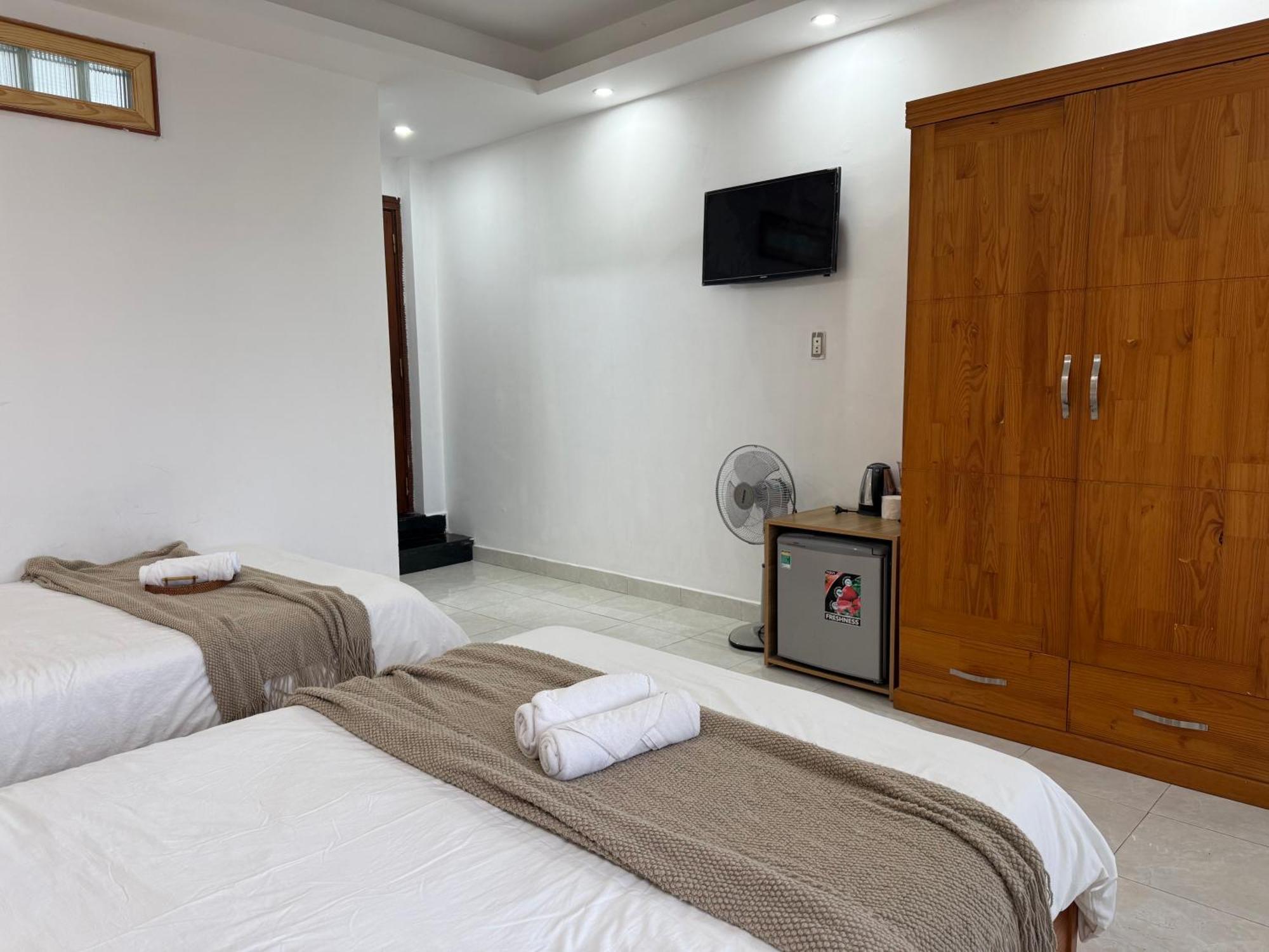 Hotel Phuong Trinh Dalat Exterior foto